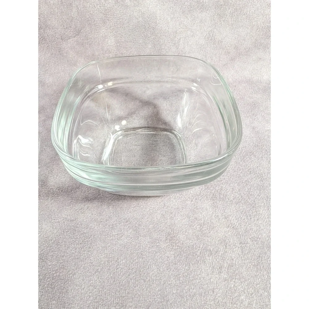 Rubbermaid Glass Set of 1.5  & 1.0 Cup Food Storage Containers Bowls w/ one Lid
